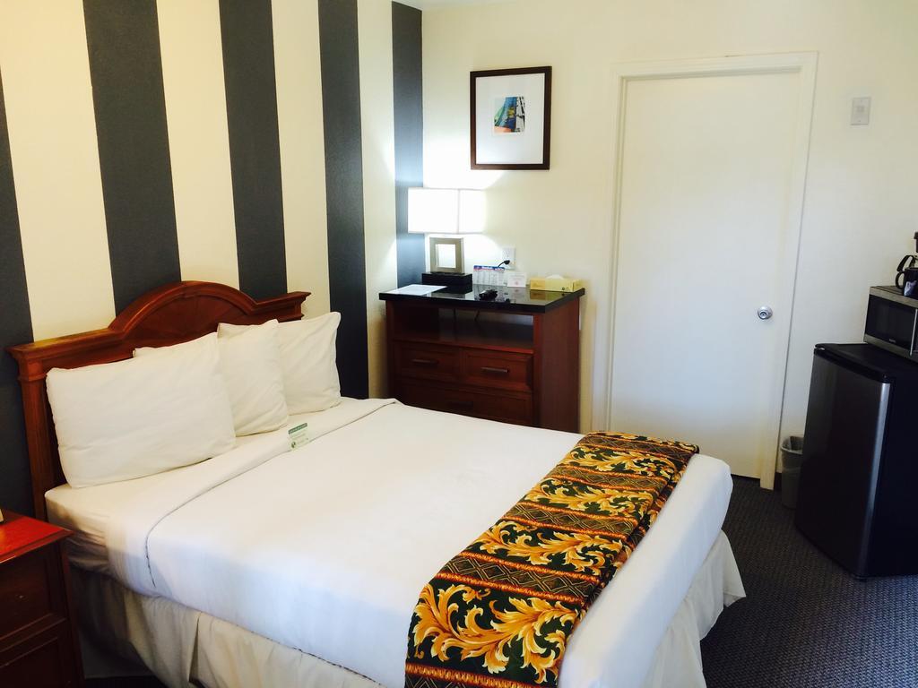 West Park Inn- Extended Stay / Weekly Rates Available San Diego Room photo